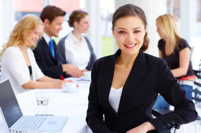4 Essentials That Persuade Companies You're the Expert They Should Hire
